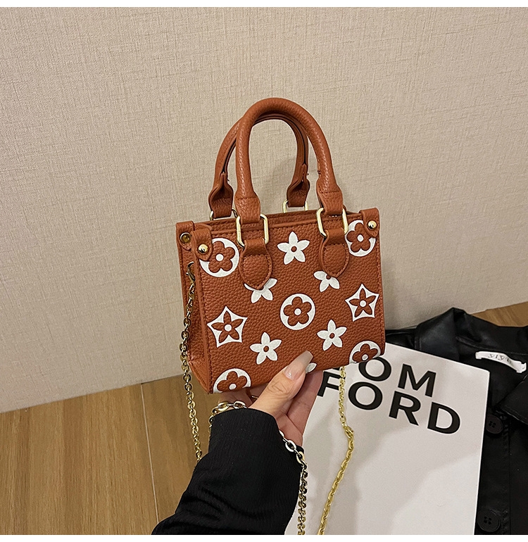 Designer Handbags, Women's 2025 New Style Versatile, Stylish tote bag, French commuting, High-end crossbody bag Free shipping - view 8