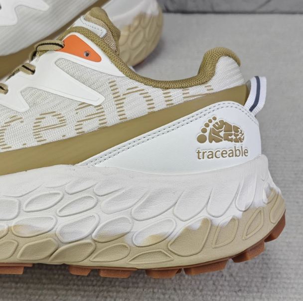 Traceable designer shoes Bigfoot Trail Running Shoes Men Wide Last Shoes All Terrain Hiking Shoes Women Thick Bottom Sports Shoes