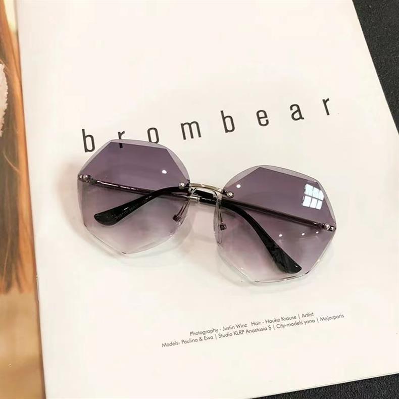 Women Stylish Ocean Design Sunglasses Gradient glasses Rimless Eye Glasses Lenses Vintage New Shades letter Design