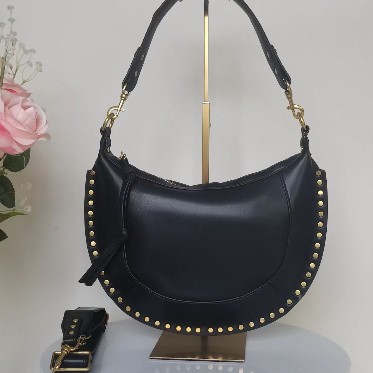 Isabelle Marants Designer Bag Mini Bag French Bag Makeup Bag Retro Rivet Classic Half Moon Bag Bucket Bag Handbag Michael Kore Bag Fjall Backpack e6