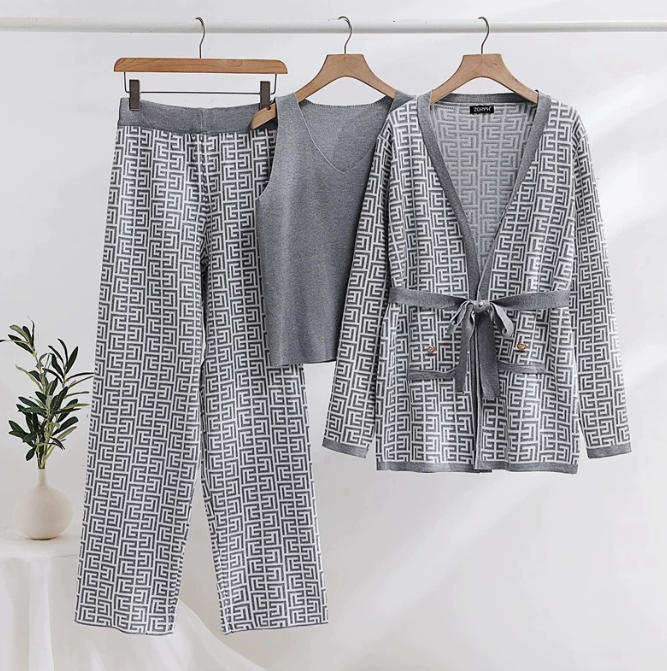 Fashion Set for Womens Autumn and Winter Long Sleeved Round Neck Loose Jacquard Knit Sweater Top three-piece High Waisted Straight Leg Wide Leg Pants