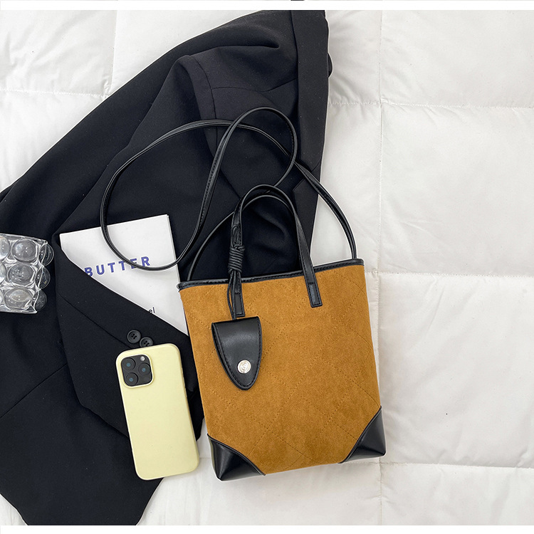 Matte matte leather women s handbag new fashion quilted women s shoulder bag autumn new designer bag women s crossbody bag