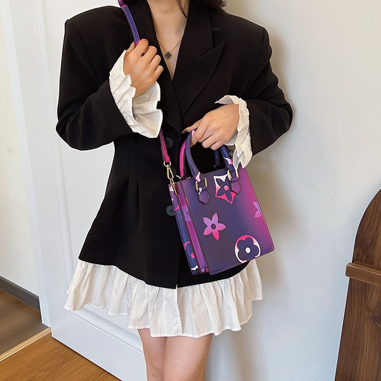 Designer Bags European and American fashion colorful mobile phone Bag 2025 Summer New Style Sweet and versatile shoulder Bag Crossbody bag Free shippi
