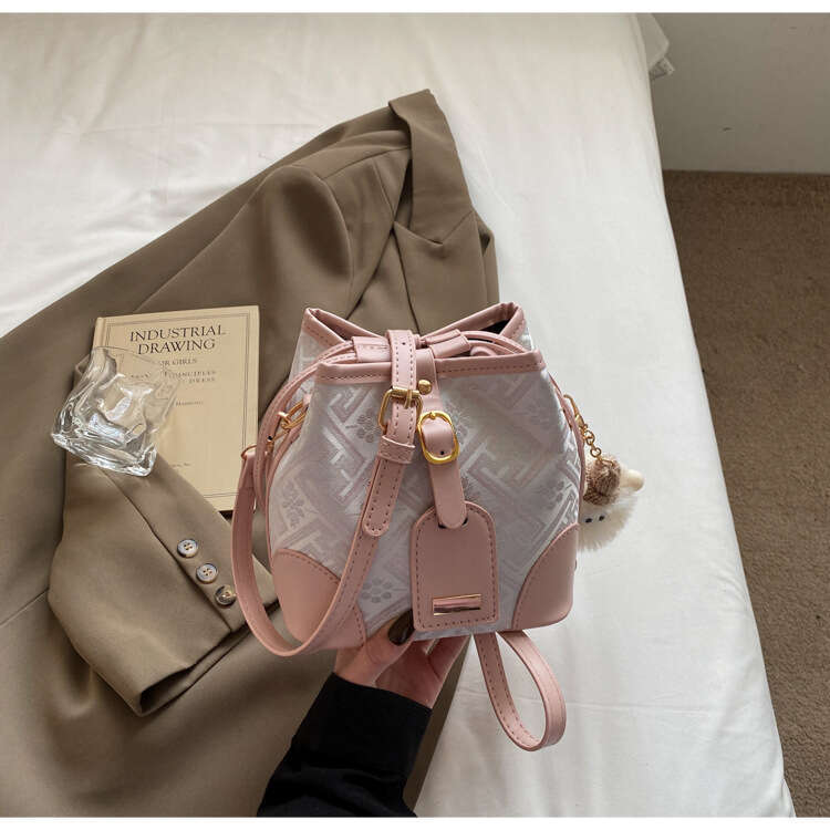 Designer Bag Luxury Shoulder Bag Bag DH Essentials Summer Urban Minimalist Style PU Spliced Bucket Bags Women