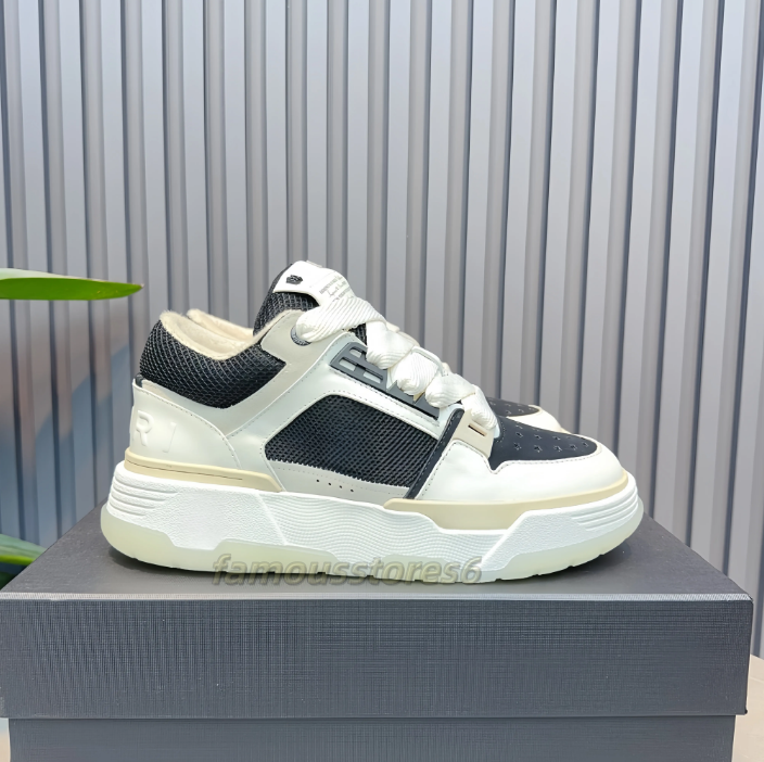 Designer Hot brand Fashion AM Best-selling couple's bone shoes Top-quality leather mesh various color styles Complete Breathable Daily Outfit size 35-45