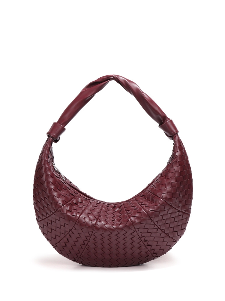 2025 New Hot Selling Cow Horn Woven Crescent Shaped Fashionable Hand-Held Retro Dumpling Bag, Niche Single Shoulder Armpit Bag fashion Designer
