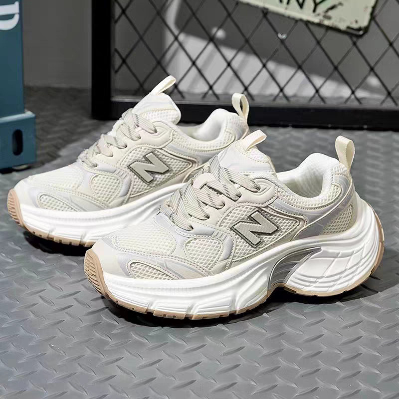 Free Shipping Couples Outdoor Platform Sports Shoes Simple Versatile Lightweight Soft Sole Running Shoes Fashionable Men Women Casual Sneakers Sizes 3