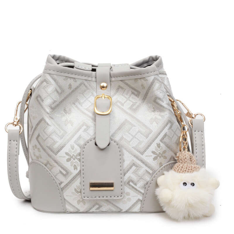 Designer Bag Luxury Shoulder Bag Bag DH Essentials Summer Urban Minimalist Style PU Spliced Bucket Bags Women