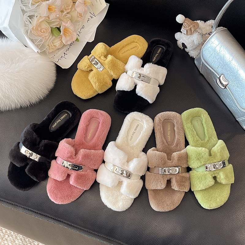 New free shipping designer slippers for womens flat slippers pink beige khaki black yellow greenAutumn and winter new style plush slippers outside