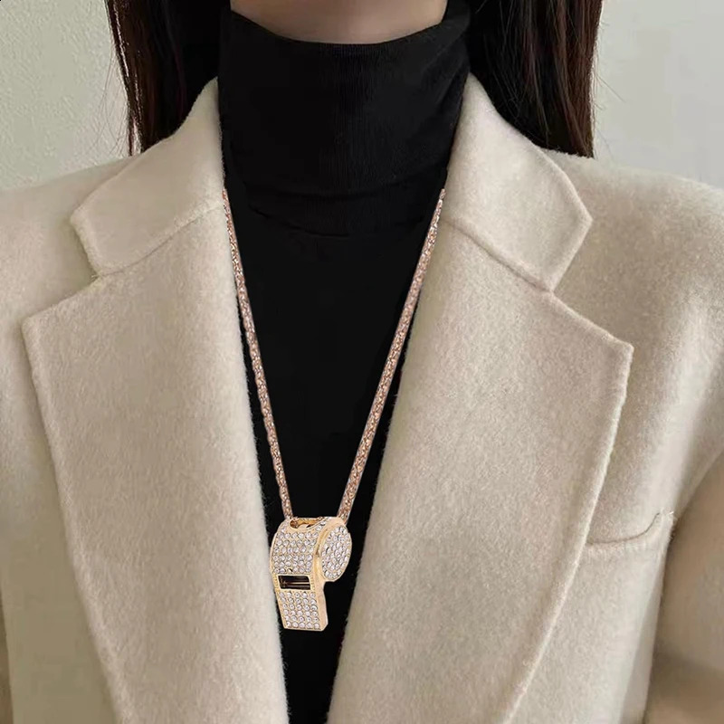 Whistle Metal Crystal Rhinestone Whistle Shining Whistle With Keychain For Referees Coaches Teachers 250912