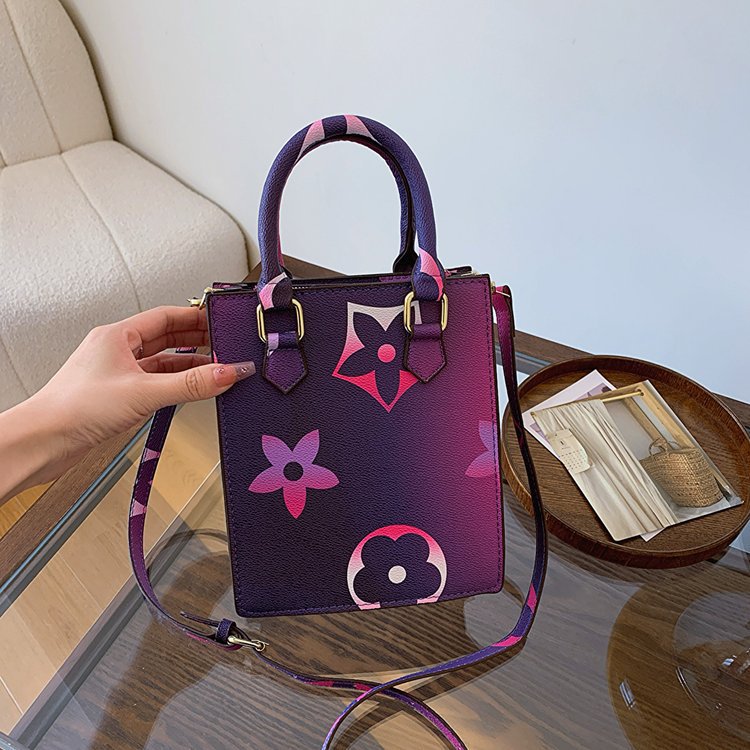 Designer Bags European and American fashion colorful mobile phone Bag 2025 Summer New Style Sweet and versatile shoulder Bag Crossbody bag Free shippi