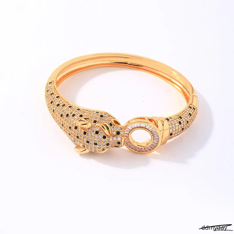 Brand Designer Leopard Jewelry Set Kashi Accessories European And American Style Full Dia Gold-Plated Bracelet Ring Light High-End Fee ddmyDay