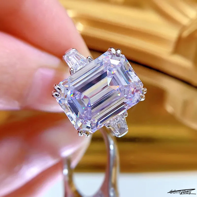 Sier Jewelry Wedding Rings Emerald Cut White Moissanite Dia Gemstones Eternity Party Women Engagement Band Ring Gift ddmyDay