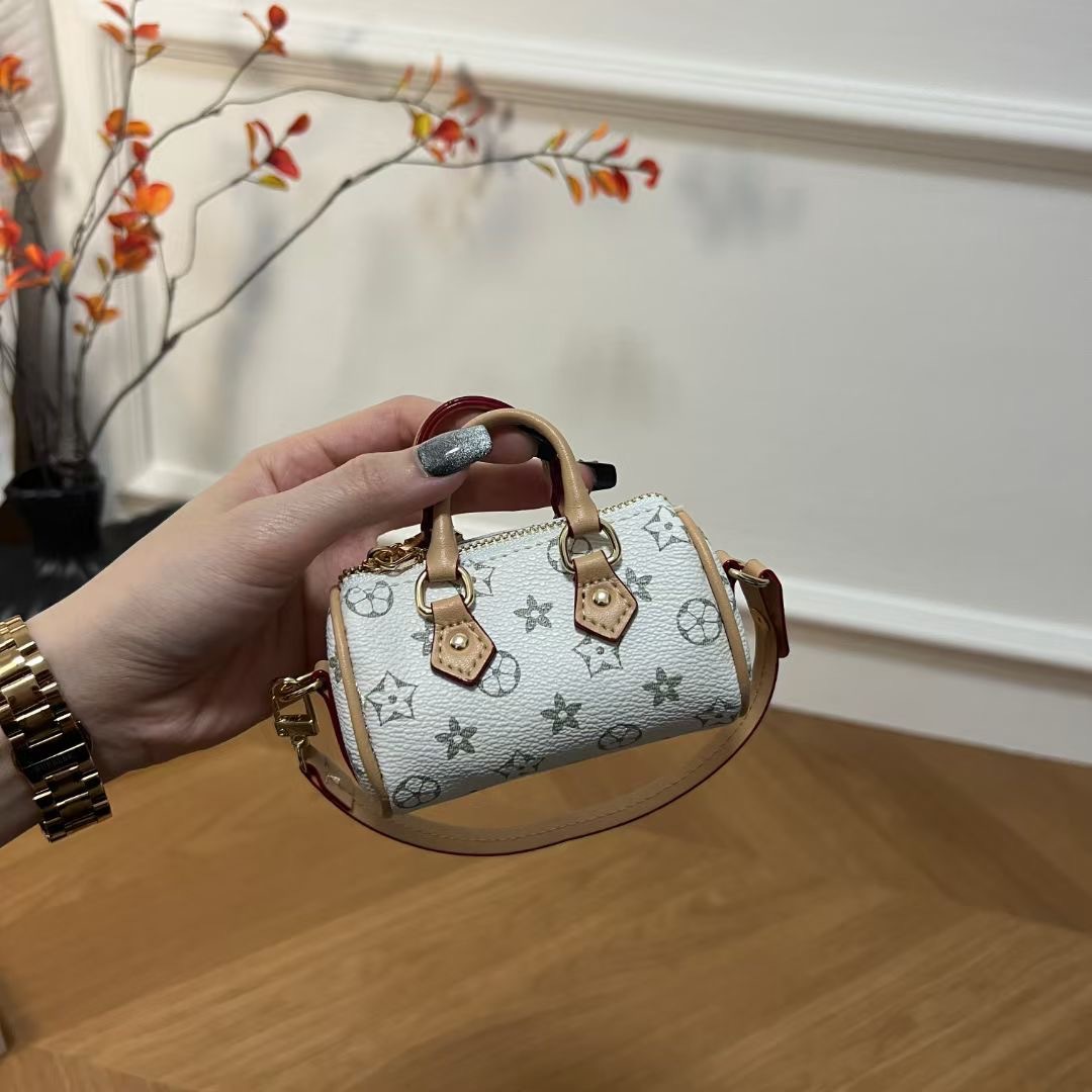 Designer Bags, Mini Pillow Bags, Small pendants, Best-selling bags, pendants, decorations, lipsticks, headphones, cars, keychains, bags, handbags, Fre