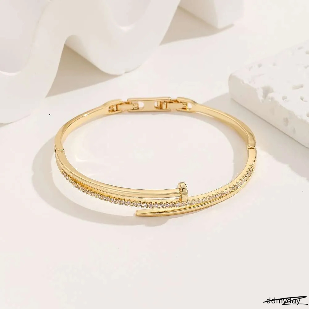 Bracelet Designer Jewelry For Women Creative Fashion With Extendable Clasp Copper Micro Inlaid Zirconia Stud Bracelets Holiday Vacation Gifts ddmyDay