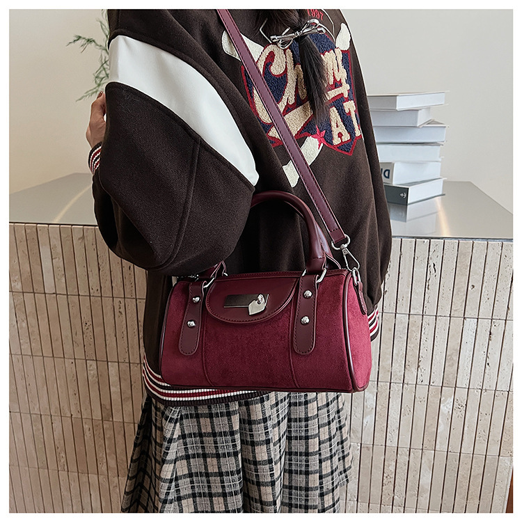 Retro Style Matte Women s Bag New Women s Crossbody Bag Fashionable Autumn New design Designer Bag Women s Shoulder Bag
