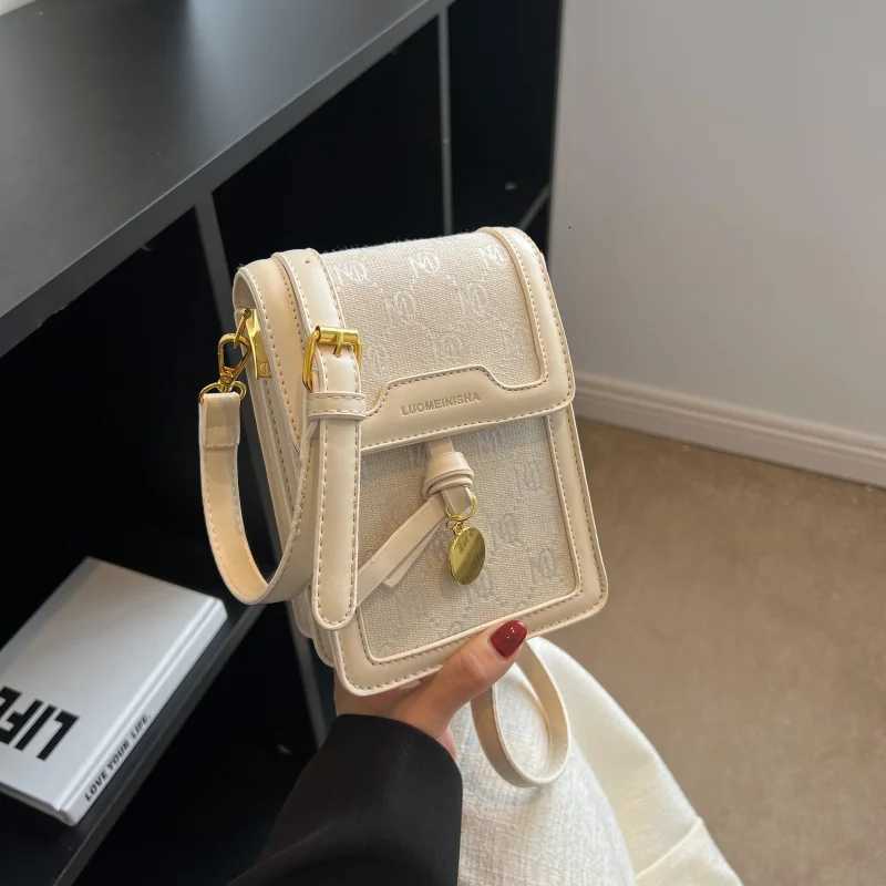 Women Flip Square Vertical Magnetic Buckle Bag Ladies Retro Crossbody Messenger Bag Single Wide Adjustable Shoulder Strap Bag Z250913
