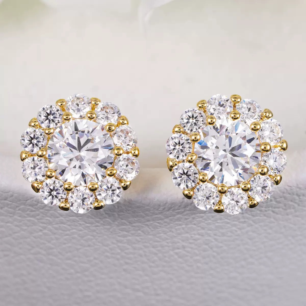 Luxurious 925 Silver Male Accessory Collection Choose from Premium Size Selection With Eye-Catching Iced-Out Flare