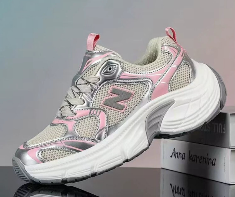 Free Shipping Couples Outdoor Platform Sports Shoes Simple Versatile Lightweight Soft Sole Running Shoes Fashionable Men Women Casual Sneakers Sizes 3