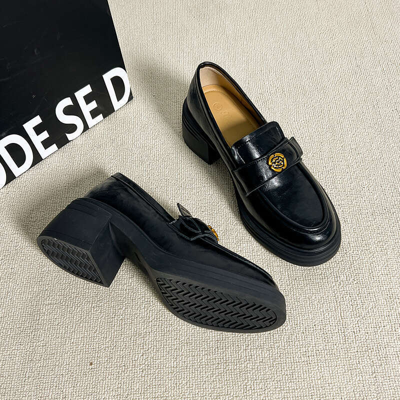 Genuine Designer Shoe British Commuter High Designer Shoe Slip-On Loafers for Women Chunky Heel Camellia Small Leather Shoes
