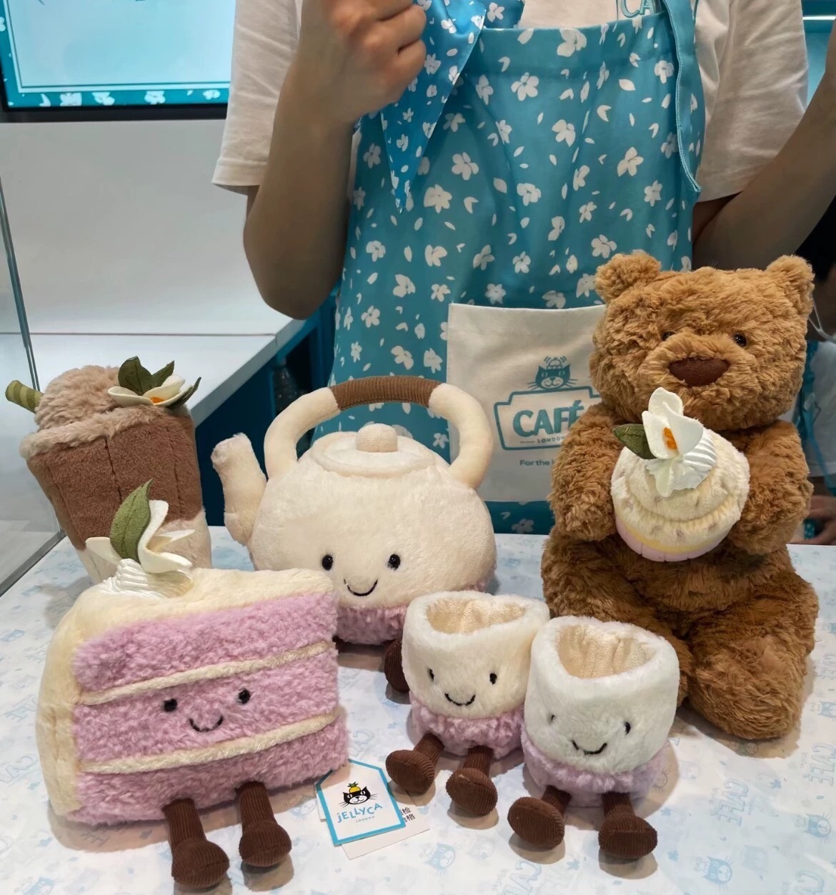 Dolls Jelly cat Cafe Limited Series Leola Bear with Strawberry Plush Doll Amuseables Vividdy Teapot Ool & Ong Teacups Berrity Latte Melbie Peach Cake plush toys