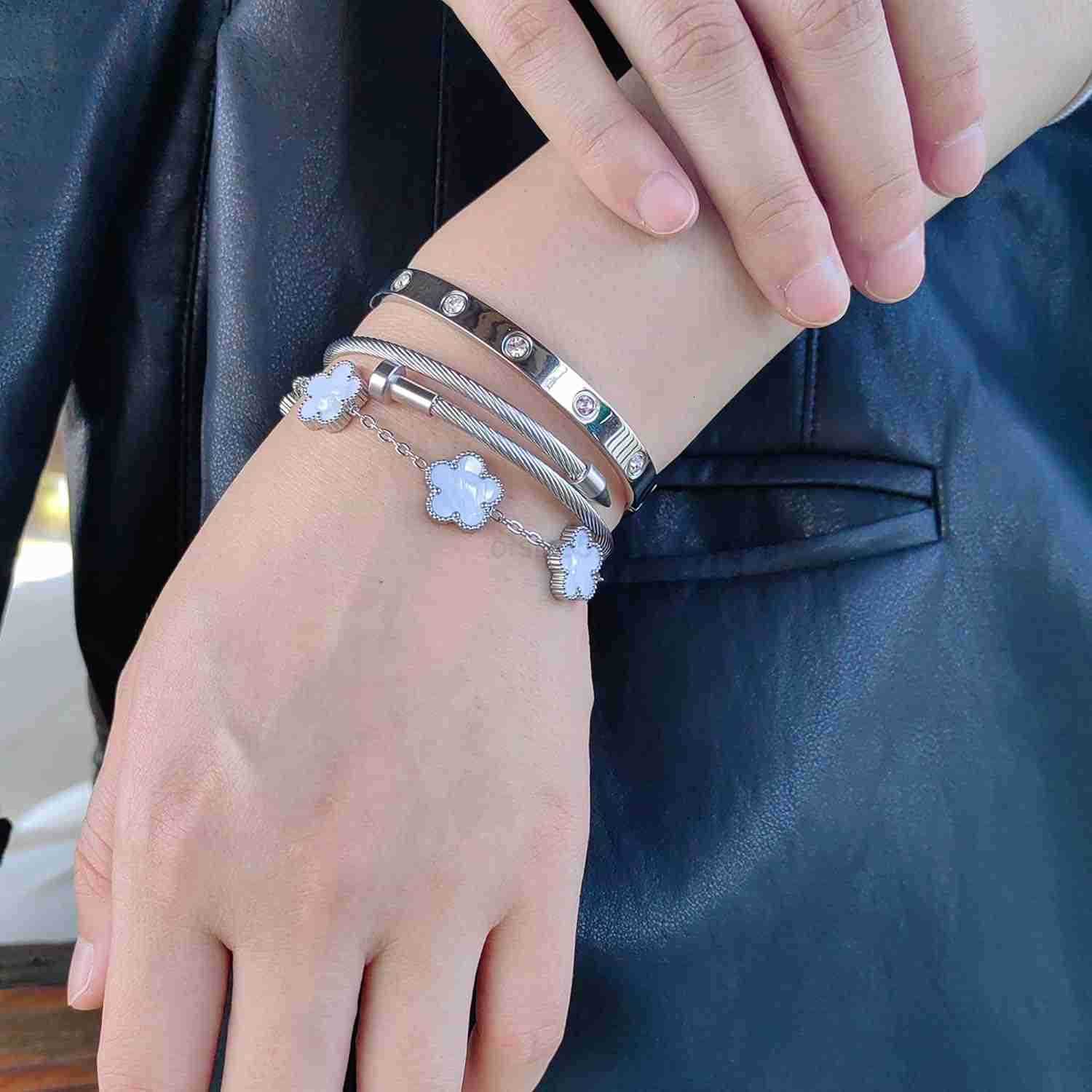 Gold Bracelets for Women 18K Gold Plated Love Friendship Bracelet With Cubic Zirconia Cuff Bangle Jewelry Set Witness the Gift of LoveW250915