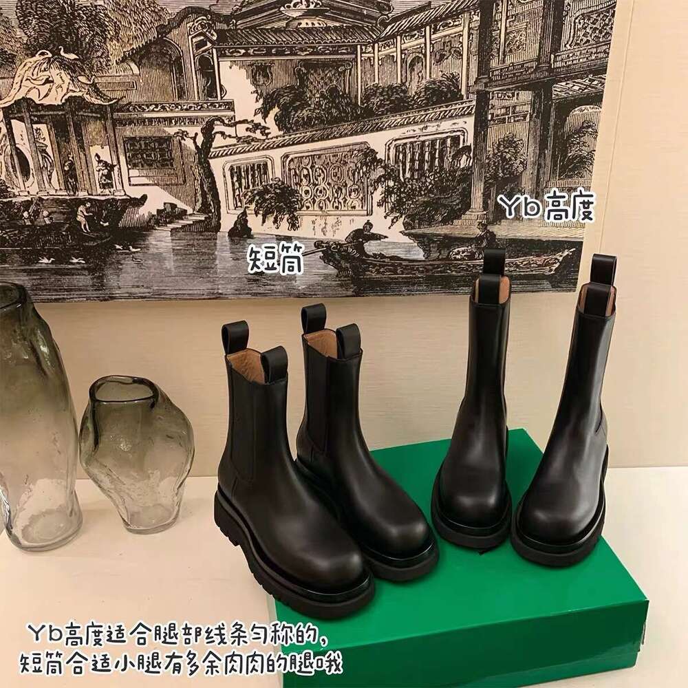 British Style Martin for Women Winter Mid-Calf Thick Sole Fleece-Lined Chelsea Ankle Boots Height Increasing Slimming