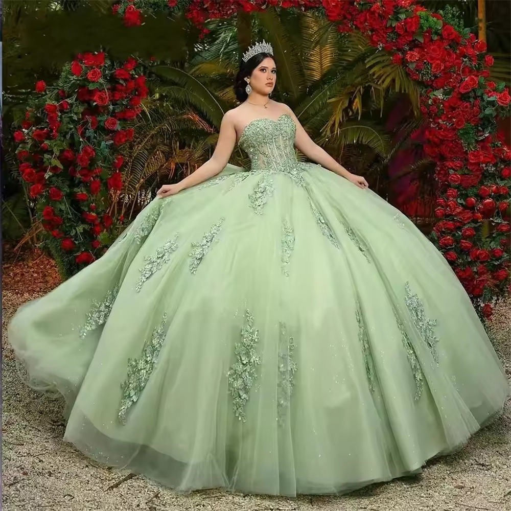 Ball Gown Quinceanera Dresses Glittering green Applique Sweetheart Plus Size Customized Sweet 15 16 Princess Birthday Party Gowns Vestidos De 15 Anos 