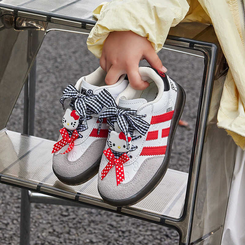 Sanrio Hello Kitty Sports Shoes Girls Board Shoes Autumn and Winter New Casual Shoes Children and Students Sneakersw250708