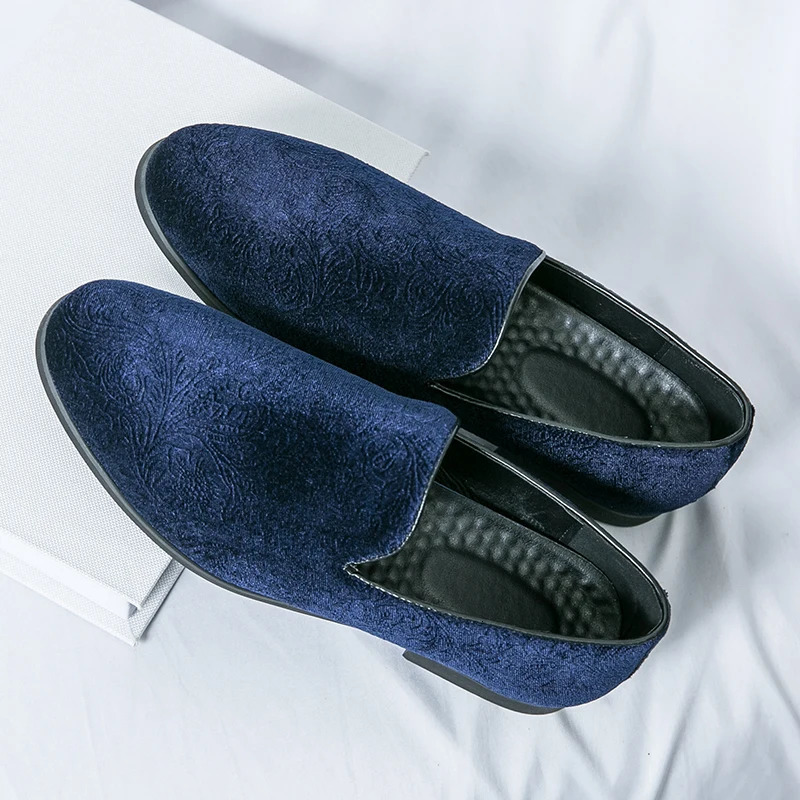 Mens Pointed Charm Suede Leather Slip On Shoes British Gentleman Loafers Moccasins Wedding Dress Footwear 250910