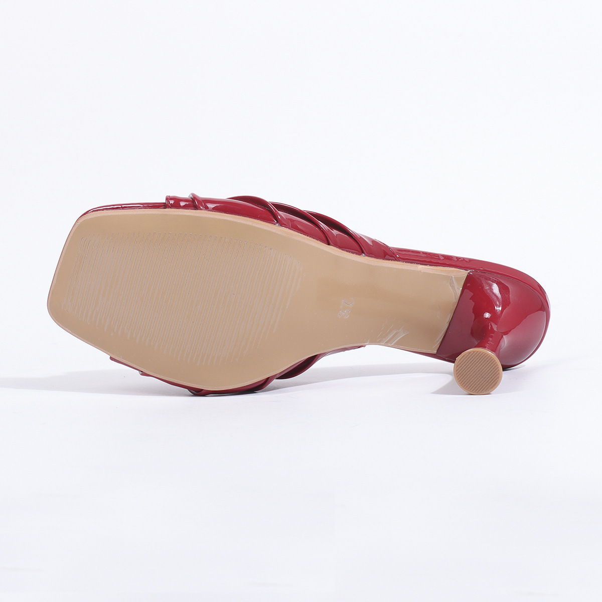 Designer Slippers Pleated surface metal buckle Sexy thin-heeled sandals 2025 New style High-heeled one-piece open-toe slippers women wear outside Free