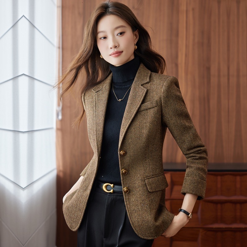 Wool Small Blazer for Women Spring and Autumn 2025 New Highend Casual Thickened Woolen Small Suit for Women