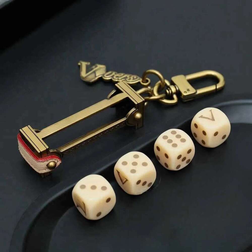 Designer Men Keychain Detachable Dice Stainless Steel Lover Keychains Exclusive Styles huapeijewelry77 Good quality