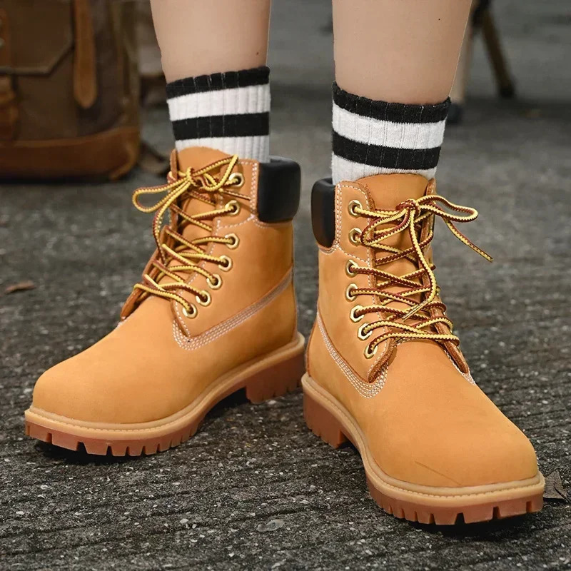 Boots Men High Top Boots Mens Leather Shoes Winter Fashion Plush Warm Shoes Outdoor Sneakers Lace Up NonSlip Ankle Boots Male 250915