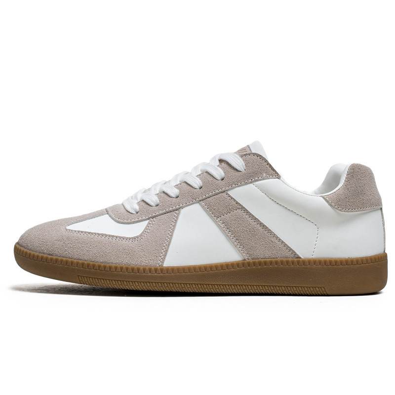 Free shipping designer Running Shoes Classic light luxury autumn vintage sports casual flat shoes versatile fashionable breathable and comfortable sne