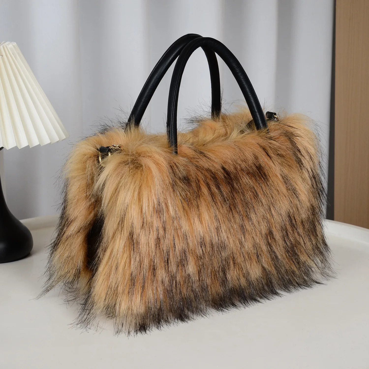 Autumn Winter Faux Fur Tote Bag For Women Rectangular Large Capacity Plush Handbags American Fashion High Street Crossbody Bags 250911
