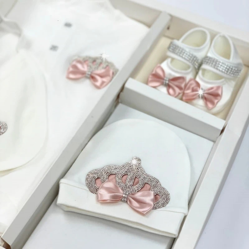 Dollbling Baptism Outfit Boy Prince Bling Christening Coming Home Romper Bonnet Set Mittens Nursery Hospital Clothing set 250915