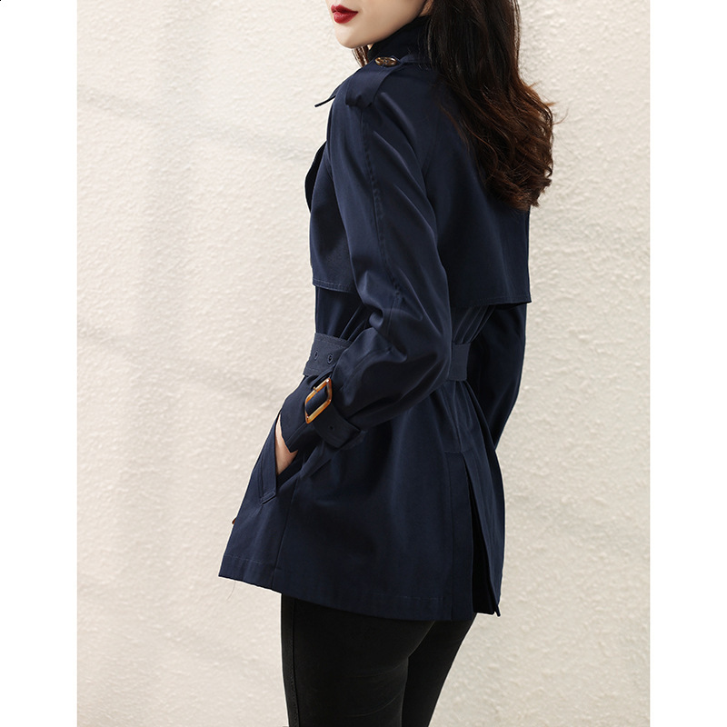 Classic Trench Coat Women Elegant OL Overcoat Autumn Loose Office Lady Soid Casual Thin Windbreaker with Belt 210421