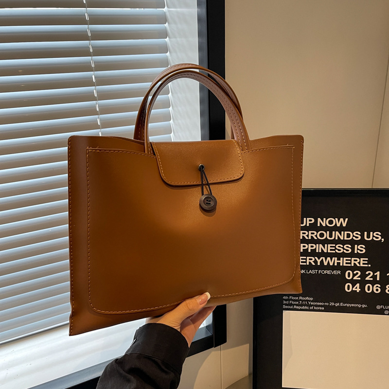 Women s Handbag New Fashion Retro Style design Versatile Commuting Bag Women s Shoulder Bag Autumn New Designer Bag Large Capacity Briefcase