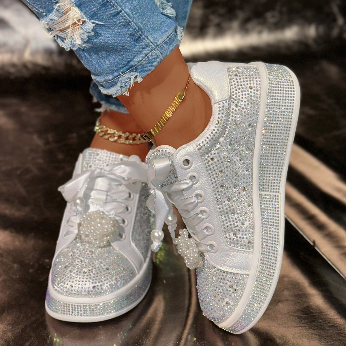 Brand Women's Sneakers Luxury Rhinestones Women Causal Shoes Designer Platform Sport Shoes Fashion Pearl White Shoes Comfort Women Shoes Plus Siz