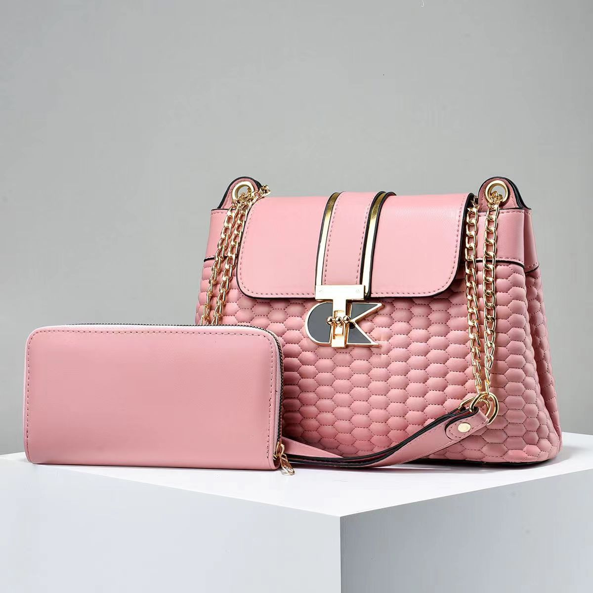 Designer Bag Saddle Bag High-end Bag For Women 2025 Luxury Bag New Fashion Office Small Tote Simple Bucket Bag Internet Celebrity Handheld Basket Bag