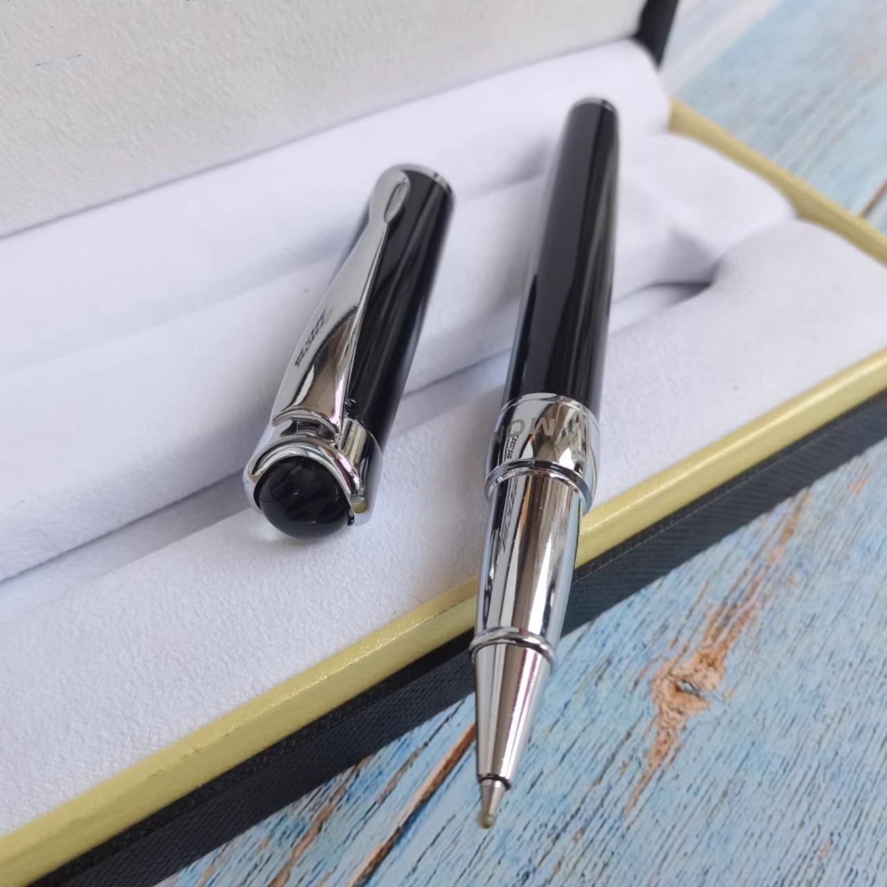 MB Large Class Star Traveler 163 Series Signature Pen Pearl Pen Steel Pen of Metal Office Gift Balance Pen No Box