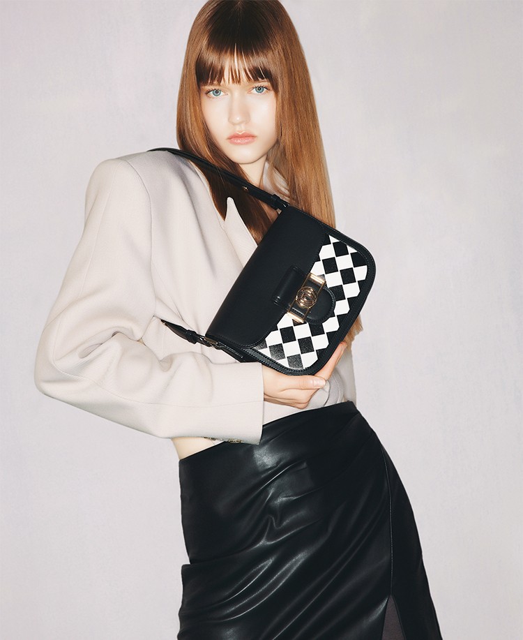 SUSEN checkerboard saddle bag 2025 new crossbody bag women's spring and summer retro niche texture one-shoulder saddle bag