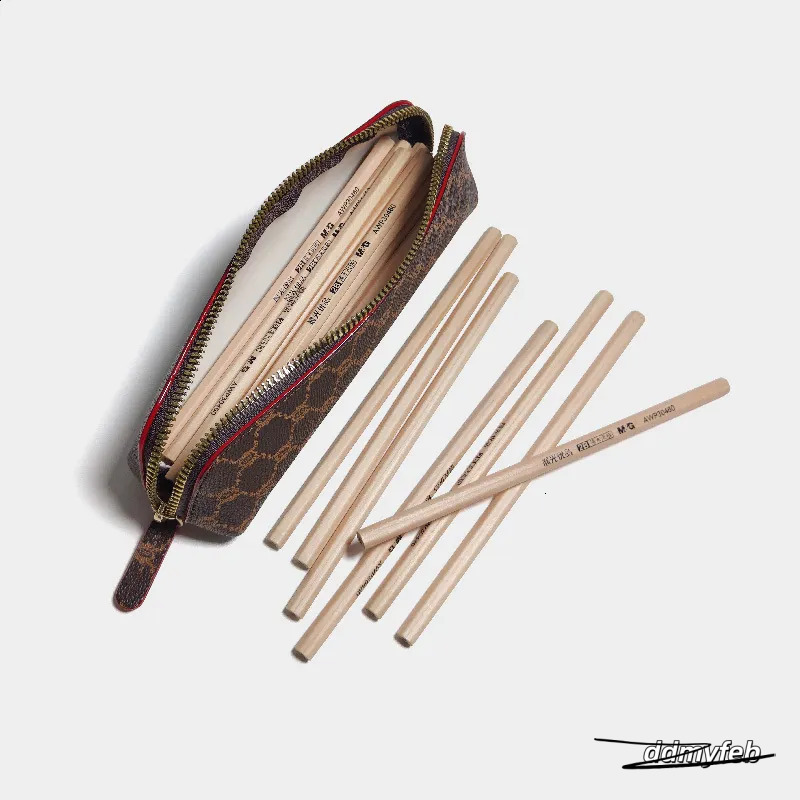 Wholesale Simple Printed Pattern Brown Classic Vintage Leather Case Large Capacity Pencil Bag Bun Style 250818 ddmyFeb