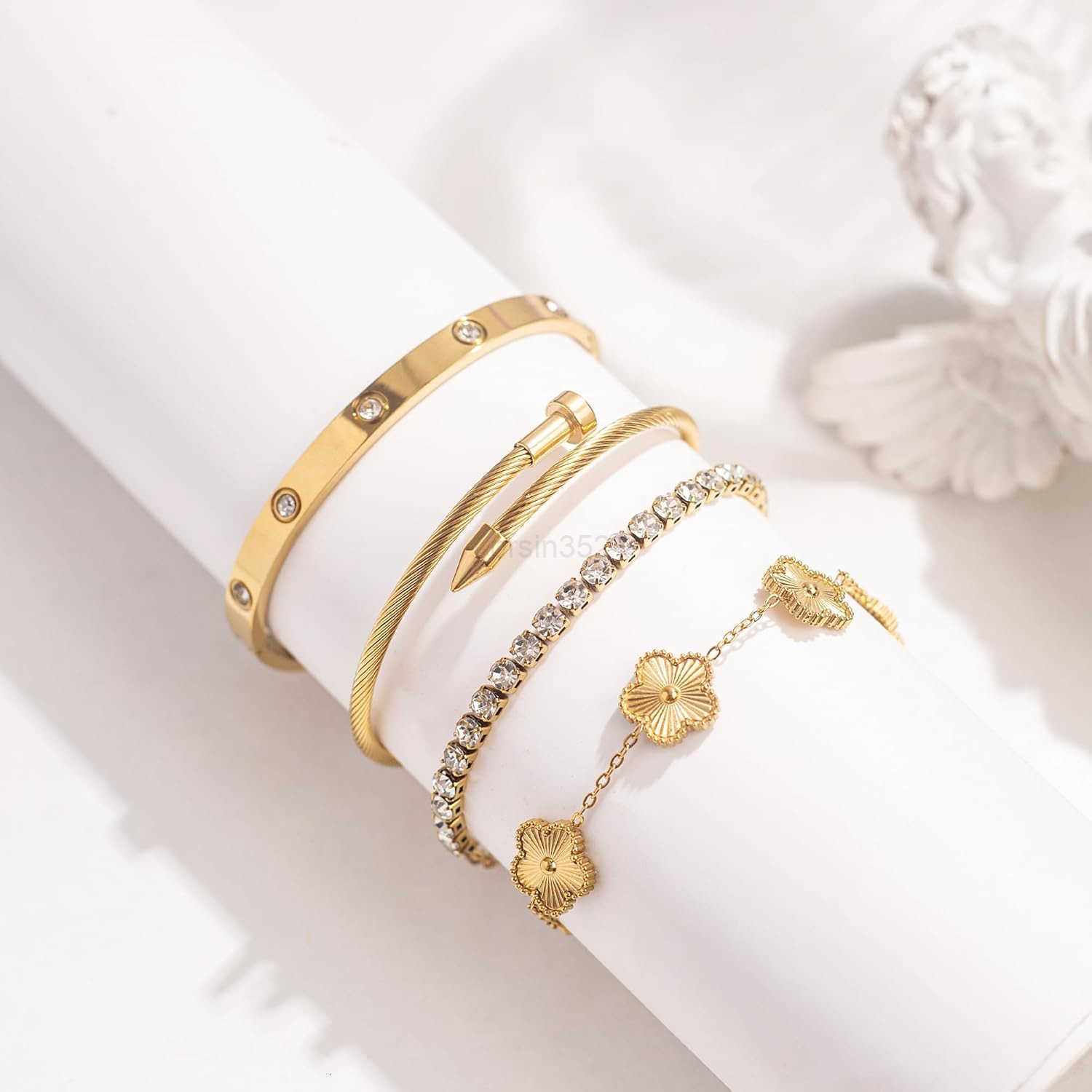 18K Gold Plated Womens Stackable Floral Gold Clover Bracelets Set Love Bangle Bracelets Non Tarnish Gold Bracelet Set Trendy JewelryGifts for Womens D
