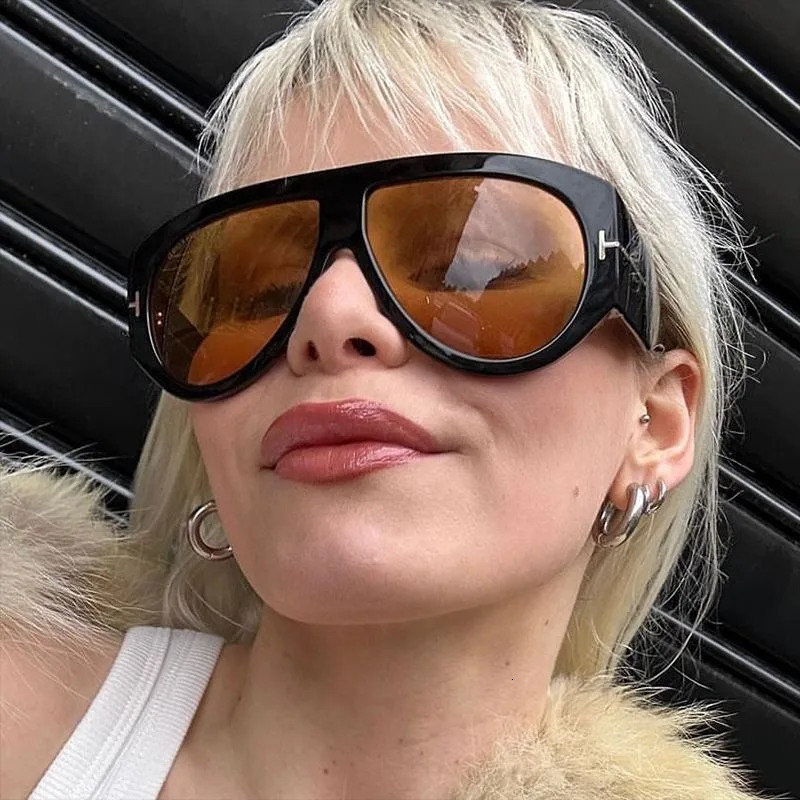 Vintage Woman Oval Shape Sunglasses Large Frame Sun Glasses Trendy Street Shoot Shades Eyewear UV400 Gafas De ol 250915