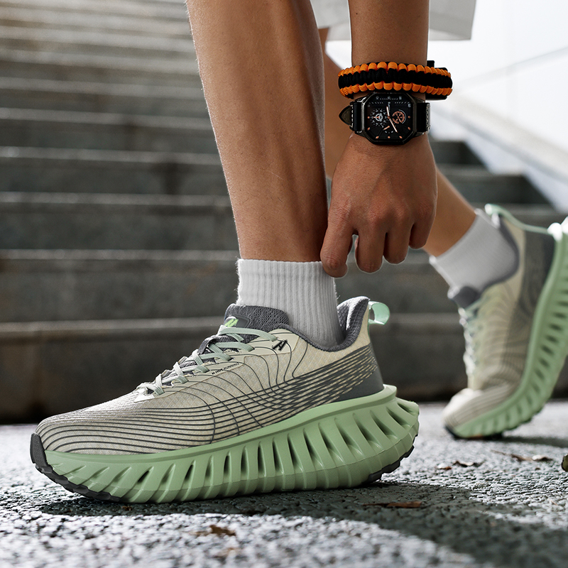 Men's Breathable Mesh Sneakers with Cushioned Soles for Running - Spring/Summer New Trendy Casual Shoes