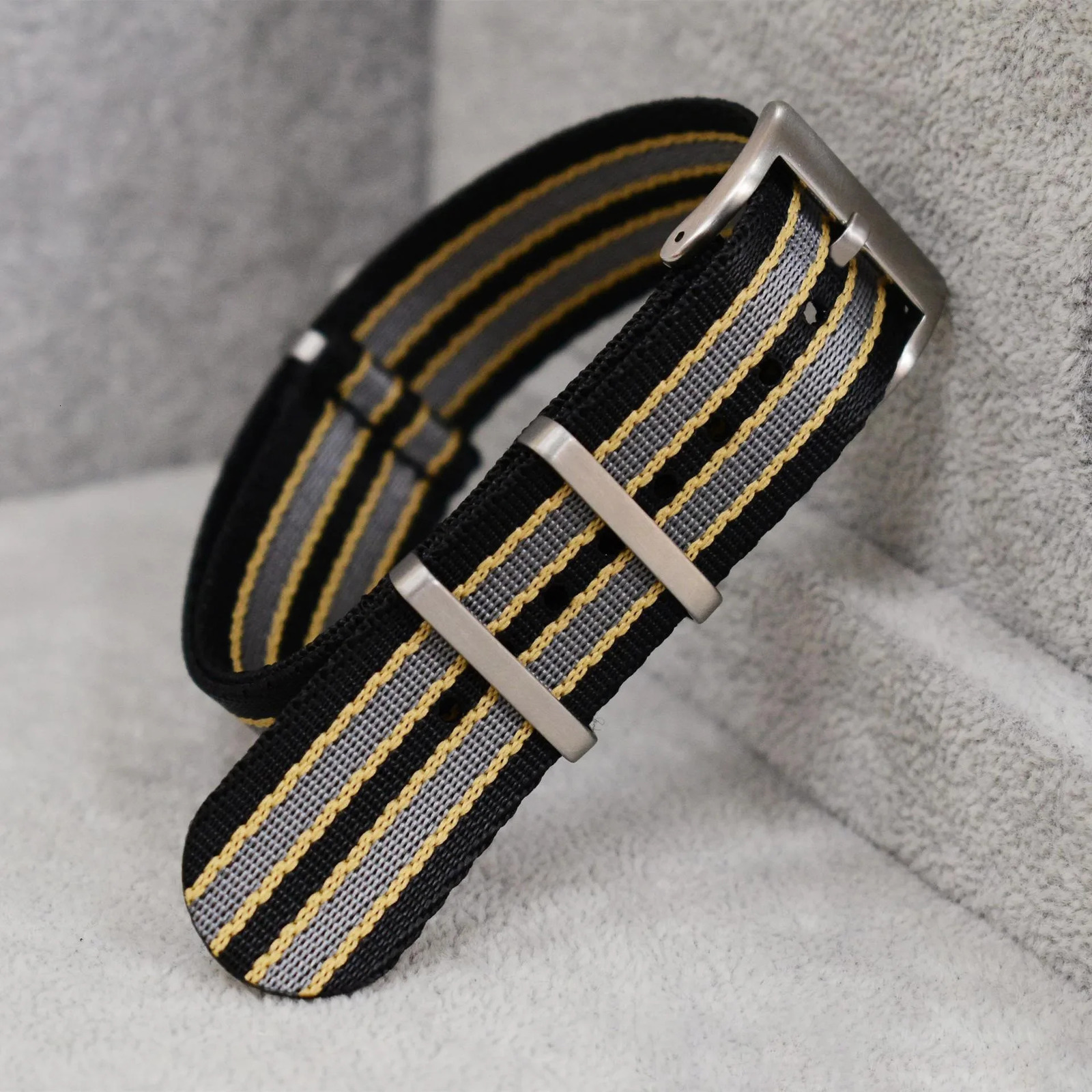 20mm Nylon Watch Strap for Omega 007 Replacement High Density Band Rolex Premium Soft Universal Sports 250915BJ - view 3