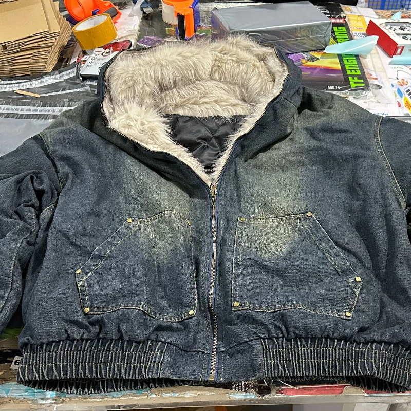 Mens thick denim quilted padded jacket autumn and winter trends oversized fur collar hooded cotton padded jacket 241202