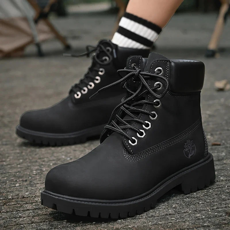 Boots Men High Top Boots Mens Leather Shoes Winter Fashion Plush Warm Shoes Outdoor Sneakers Lace Up NonSlip Ankle Boots Male 250915